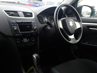SUZUKI SWIFT 2015
