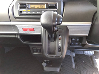 SUZUKI SPACIA GEAR 2022
