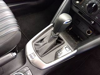 MAZDA MAZDA2 2020
