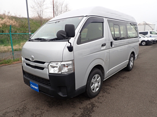 TOYOTA HIACE VAN 2019