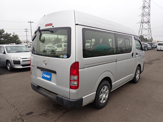 TOYOTA HIACE VAN 2019