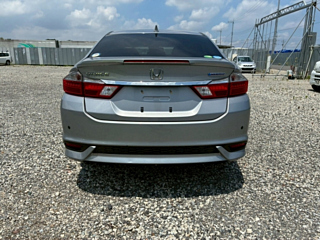 HONDA GRACE 2019