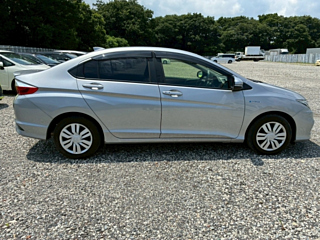 HONDA GRACE 2019
