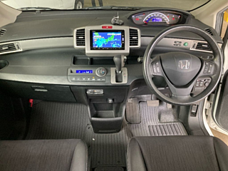 HONDA FREED 2016