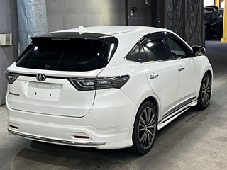 TOYOTA HARRIER 2014