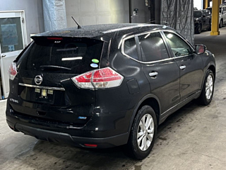 NISSAN X-TRAIL 2015