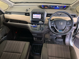 HONDA FREED 2019