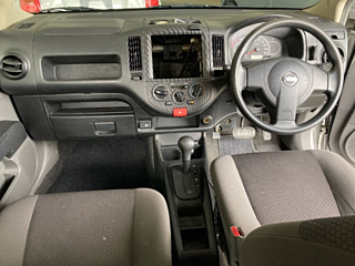 NISSAN AD 2018