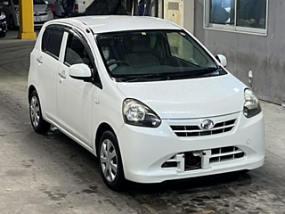 DAIHATSU MIRA E S 2011