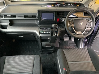 HONDA STEP WAGON 2015