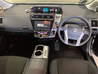 TOYOTA PRIUS ALPHA 2018