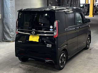 NISSAN ROOX 2021