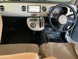 DAIHATSU MIRA 2010