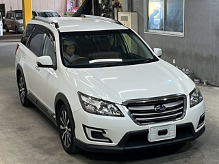 SUBARU EXIGA 2016