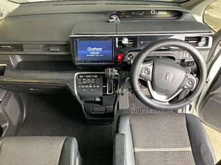 HONDA STEP WAGON 2016
