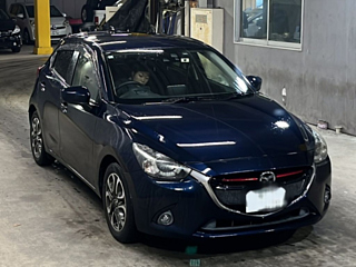 MAZDA DEMIO 2015