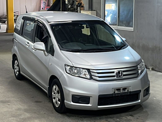 HONDA FREED 2012