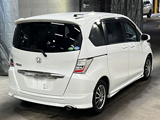 HONDA FREED 2013