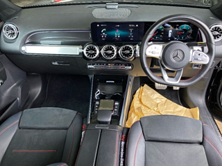 MERCEDES BENZ GLB 2021