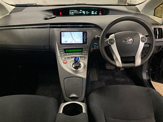 TOYOTA PRIUS 2014