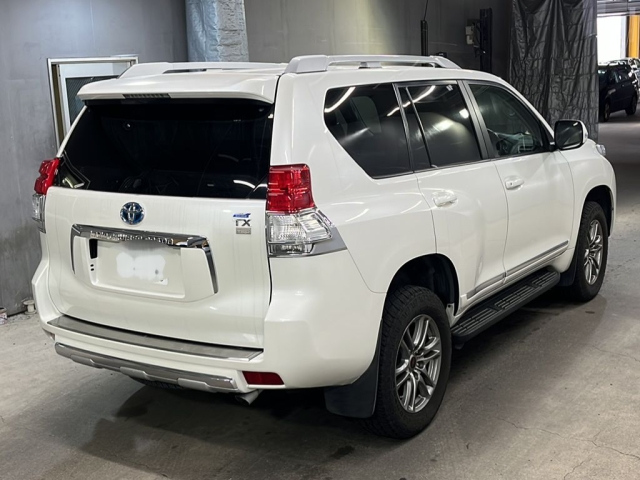 TOYOTA LAND CRUISER PRADO 2012