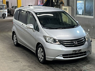 HONDA FREED 2009
