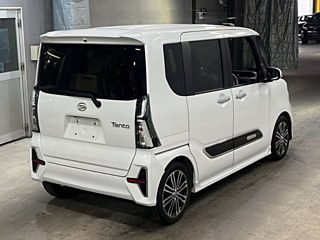 DAIHATSU TANTO 2022