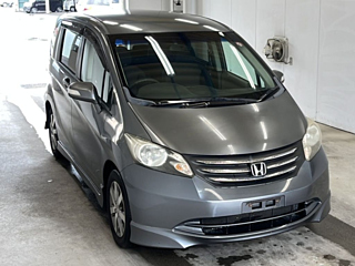 HONDA FREED 2010