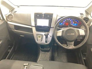 DAIHATSU MOVE 2013