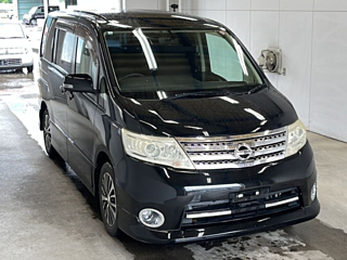 NISSAN SERENA 2010