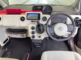 TOYOTA PORTE 2016