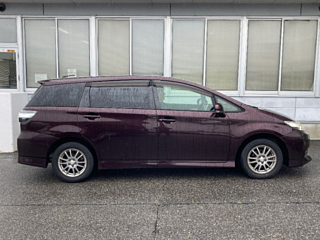 TOYOTA WISH 2012