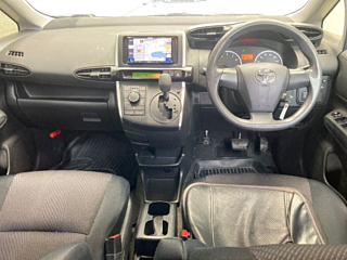 TOYOTA WISH 2012