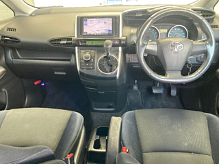 TOYOTA WISH 2010