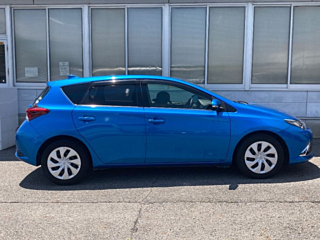 TOYOTA AURIS 2016
