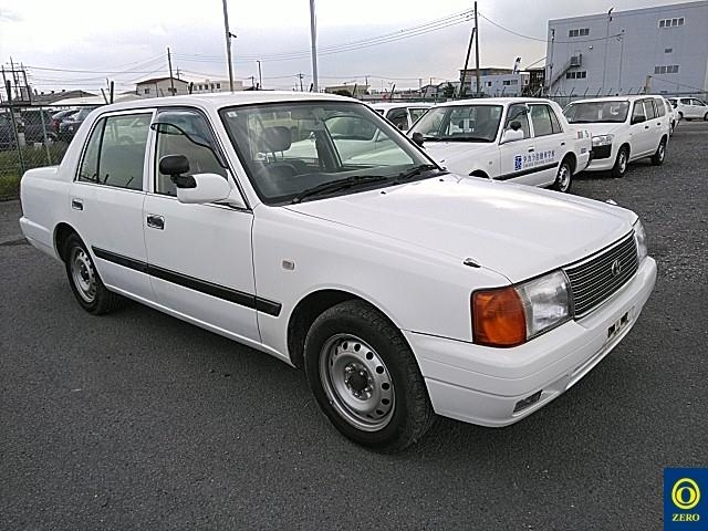 TOYOTA CROWN COMFORT 2012