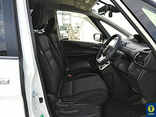 NISSAN SERENA 2017