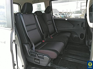 NISSAN SERENA 2017