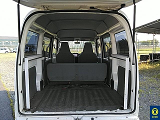 NISSAN CLIPPER VAN 2013