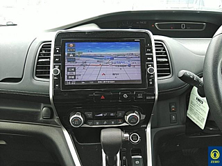 NISSAN SERENA 2018