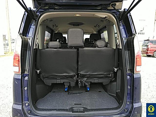NISSAN SERENA 2018