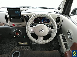 NISSAN CUBE 2010
