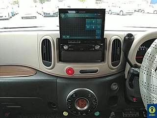 NISSAN CUBE 2010