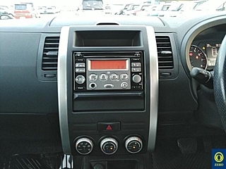 NISSAN X-TRAIL 2012