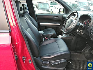 NISSAN X-TRAIL 2012