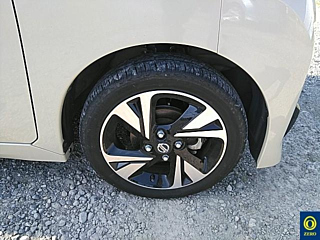 NISSAN ROOX 2022