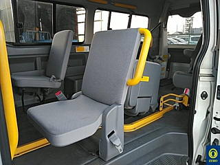 TOYOTA HIACE REGIUS 2009