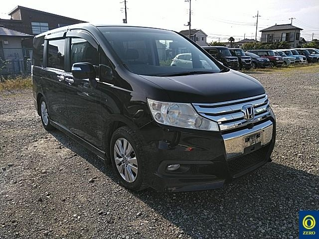 HONDA STEP WAGON 2011