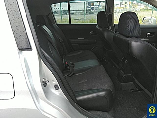 NISSAN TIIDA 2012