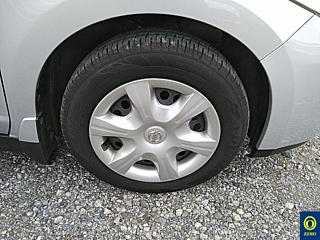 NISSAN TIIDA 2011